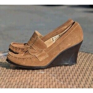 Vintage Bass Y2K 90s Size 7.5M Enza Tan Suede Penny Lane Loafer Wedge Heel Shoes